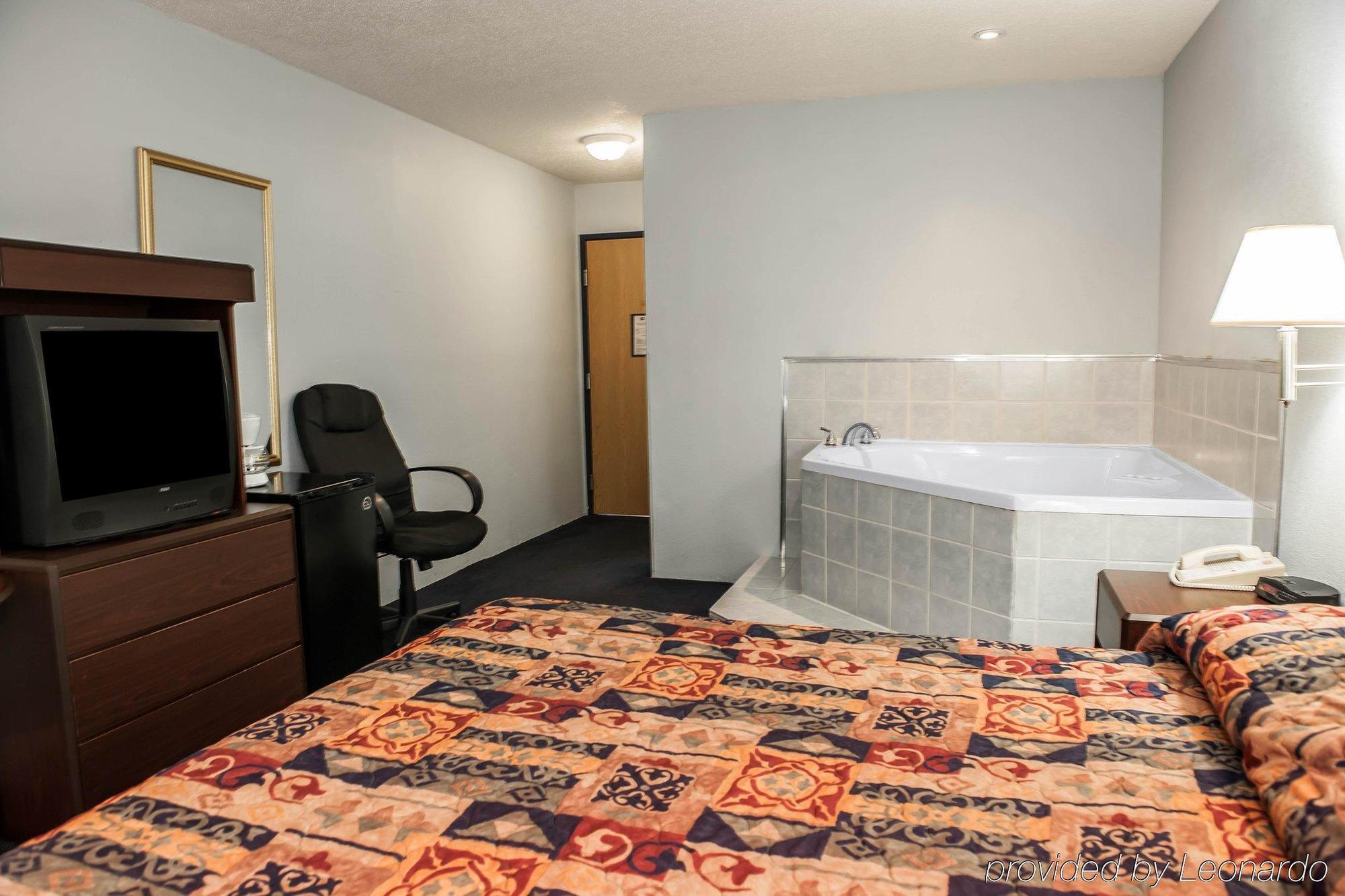Econo Lodge West Lafayette Extérieur photo